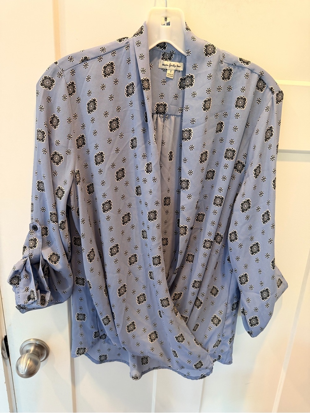 Seven Forty Two Blue Medallion Print Wrap Blouse Small Roll Tab Sleeve Top